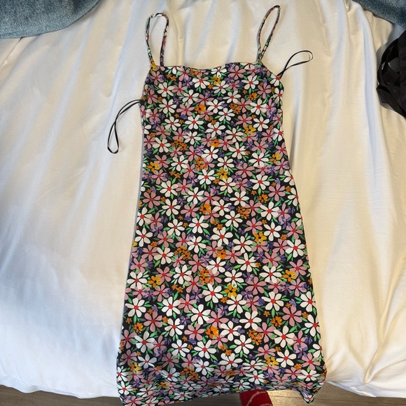 Zara Dresses & Skirts - Zara floral mini dress